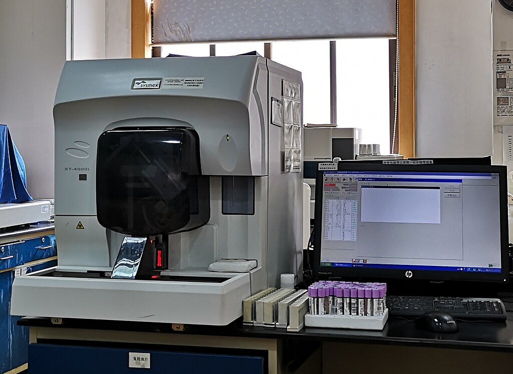hematology analyzer, POC blood test, point-of-care blood testing, hematology auto analyzer, differential cell counter